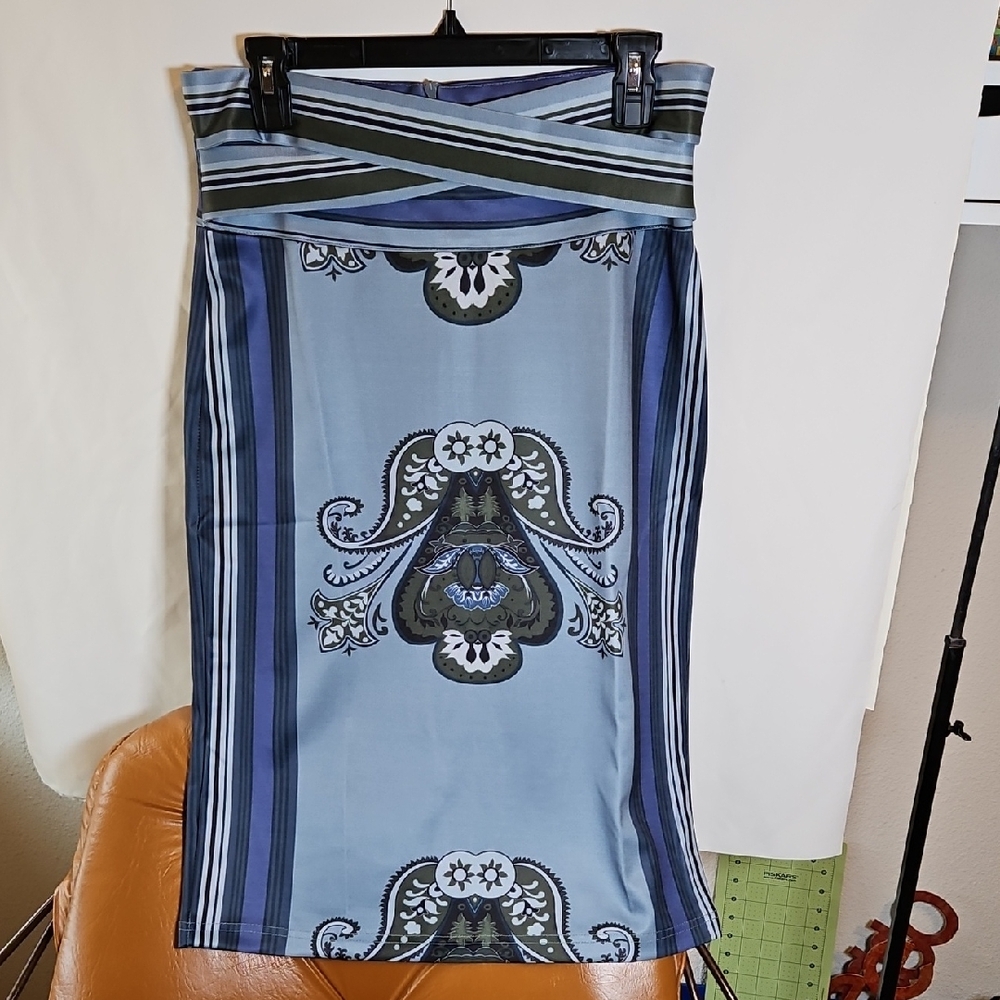 STYLEWE Blue and Black Patterned Pencil Skirt